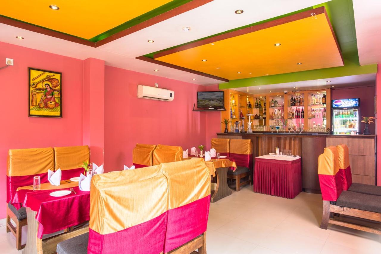 Siddhartha Hotel, Tikapur Exteriör bild